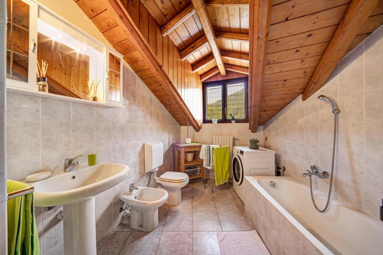 Mansarda Fra Monte E Lago Apartamento Esino Lario Exterior foto