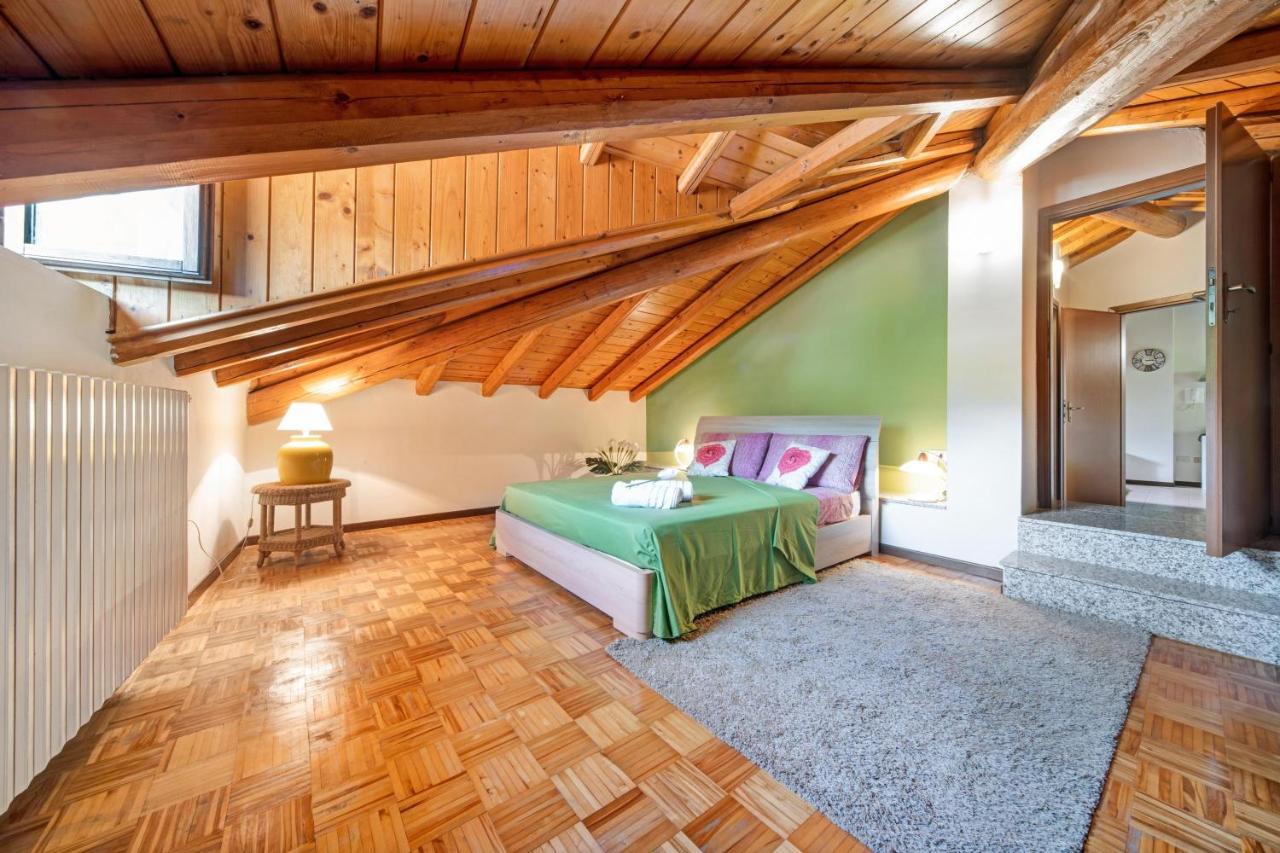 Mansarda Fra Monte E Lago Apartamento Esino Lario Exterior foto